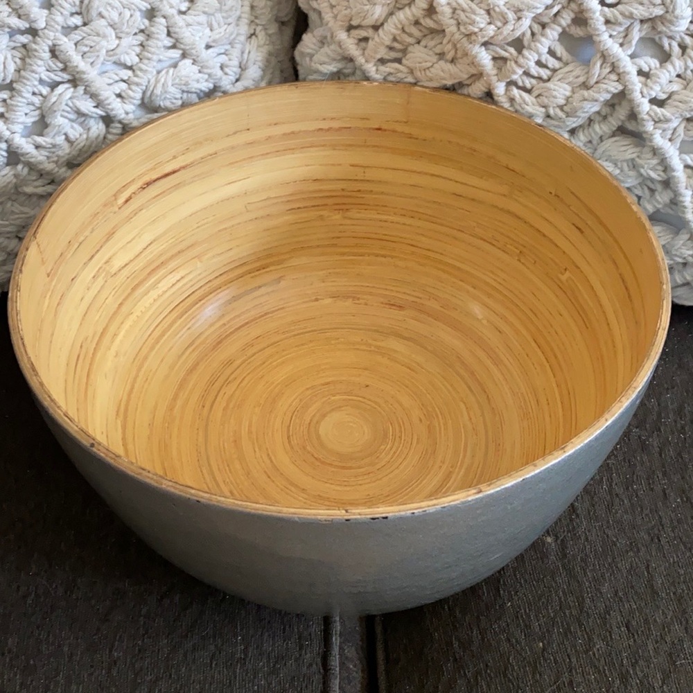 SHABBY CHIC WOOD DISTRESSED METALLIC ACCENT BOWL